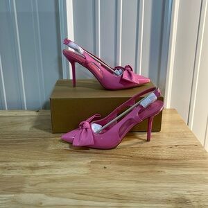 Journee Collection Viera Pink Heels Size 7